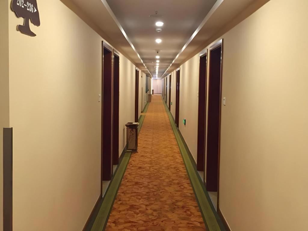 Greentree Inn Shanghai Sheshan National Tourist Resort Express Hotel Eksteriør bilde